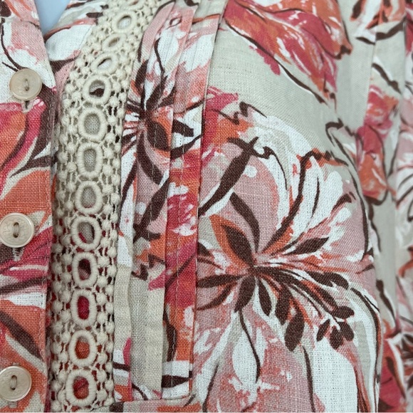 JM Collection Beige Floral Linen Button Crochet 3/4 Sleeve Top - Picture 4 of 15